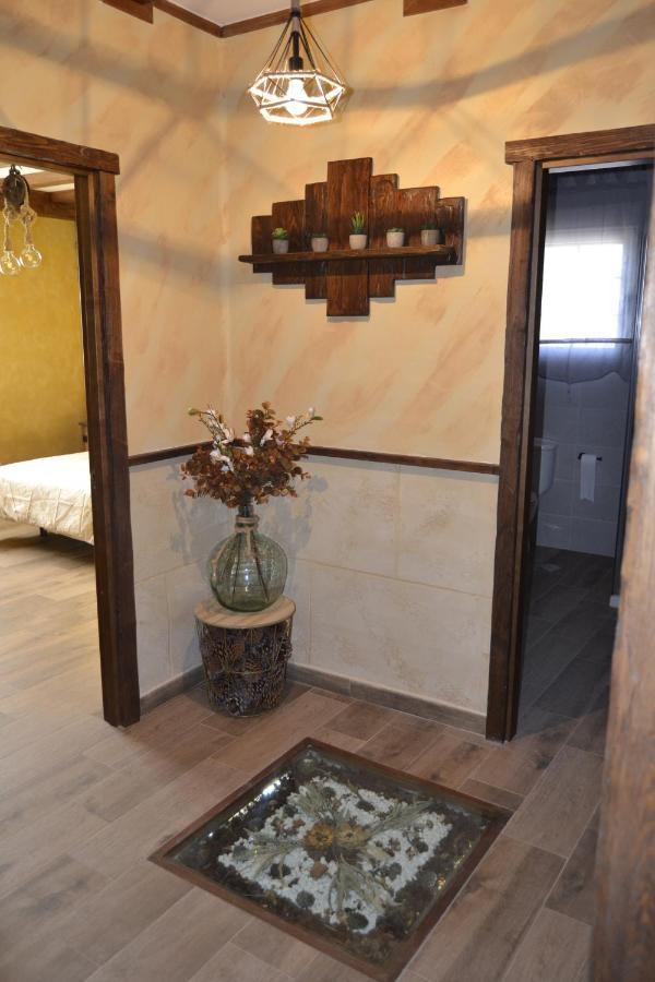Juarros de Voltoya El Capricho De Los Carrascos מראה חיצוני תמונה