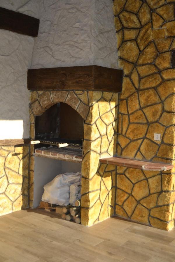 Juarros de Voltoya El Capricho De Los Carrascos מראה חיצוני תמונה
